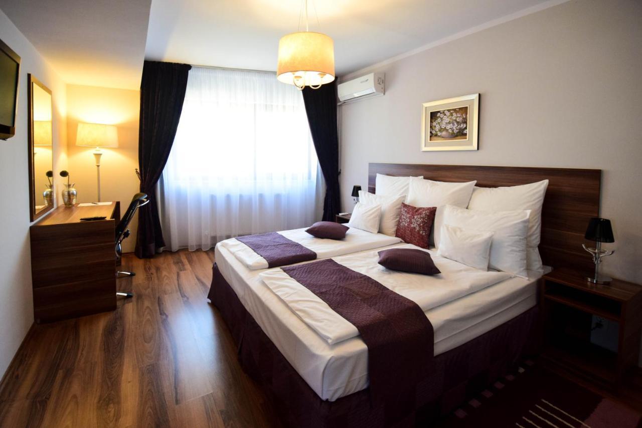 كلوج-نابوكا Cabrio Apart Hotel المظهر الخارجي الصورة