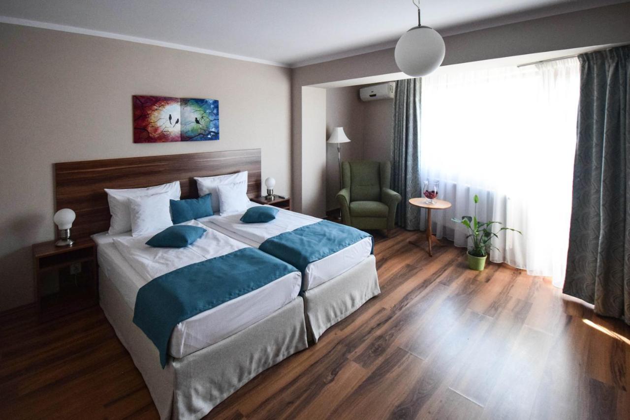 كلوج-نابوكا Cabrio Apart Hotel المظهر الخارجي الصورة