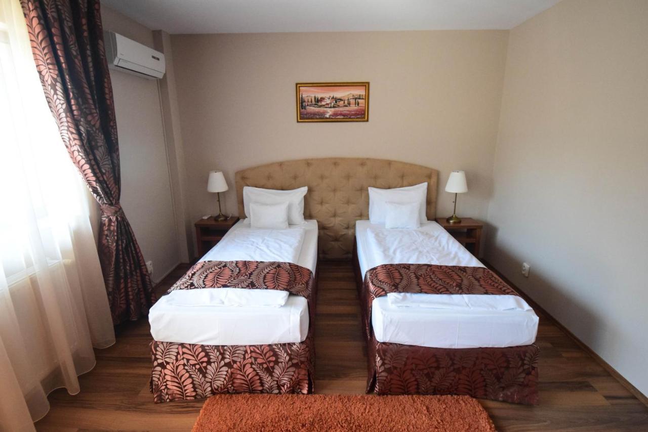 كلوج-نابوكا Cabrio Apart Hotel المظهر الخارجي الصورة