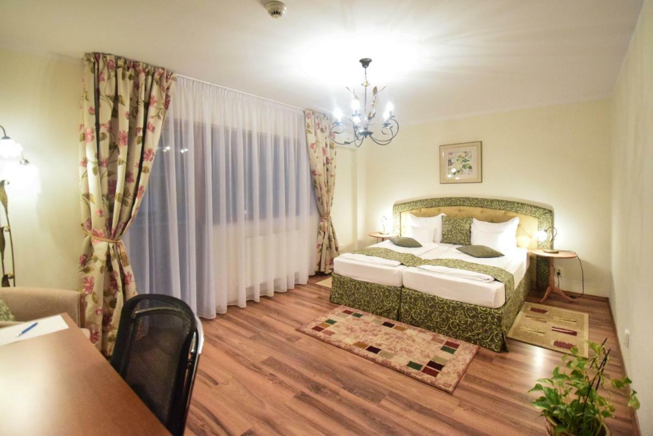 كلوج-نابوكا Cabrio Apart Hotel المظهر الخارجي الصورة
