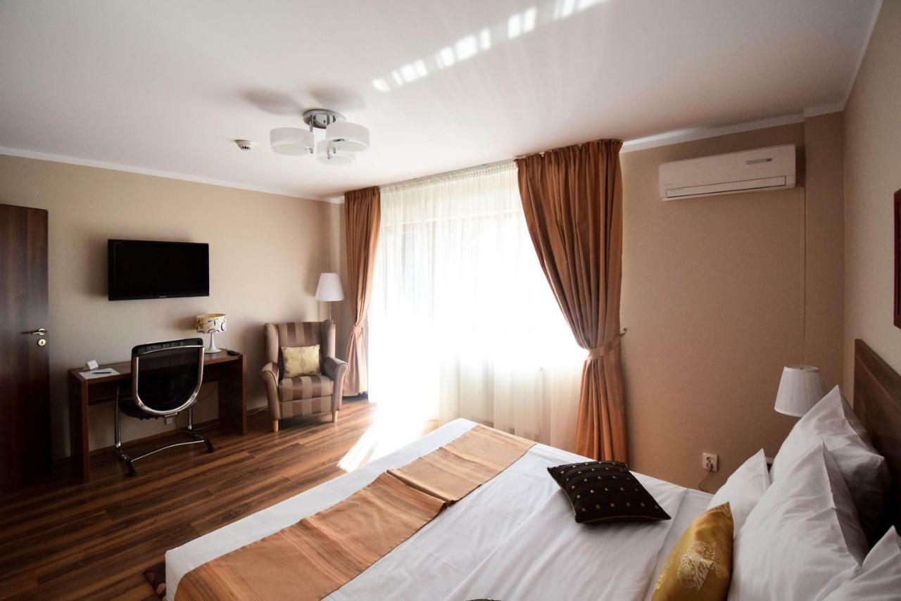 كلوج-نابوكا Cabrio Apart Hotel المظهر الخارجي الصورة
