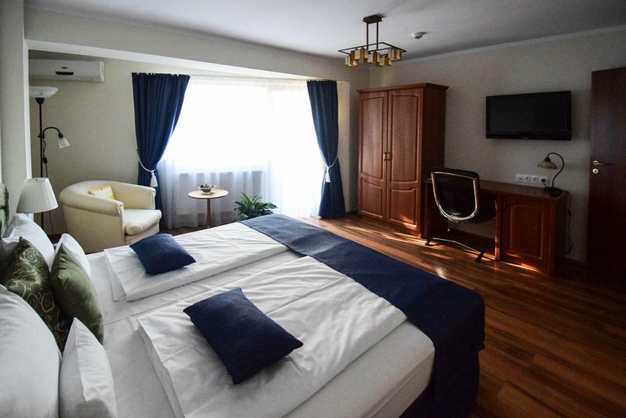 كلوج-نابوكا Cabrio Apart Hotel المظهر الخارجي الصورة