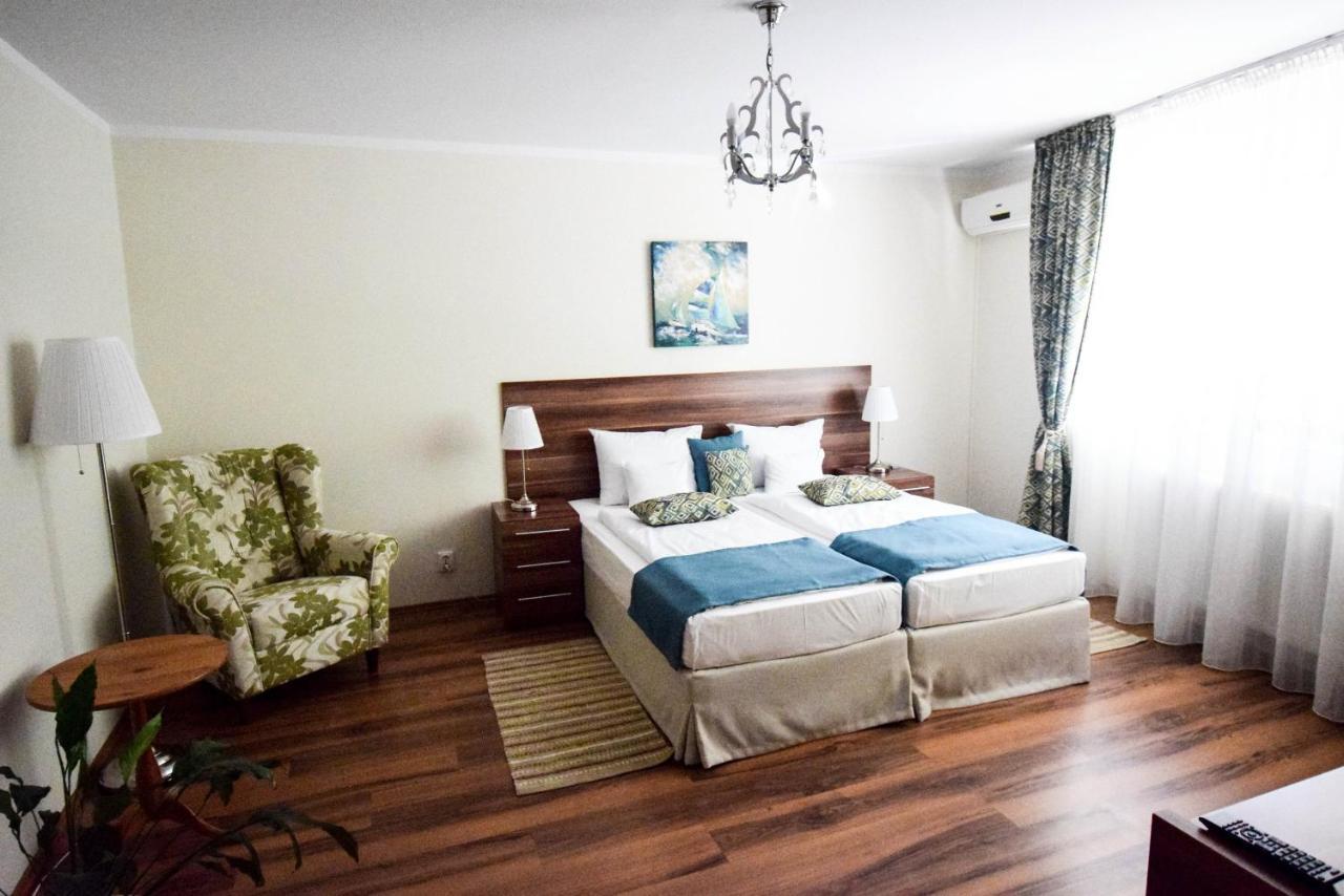 كلوج-نابوكا Cabrio Apart Hotel المظهر الخارجي الصورة