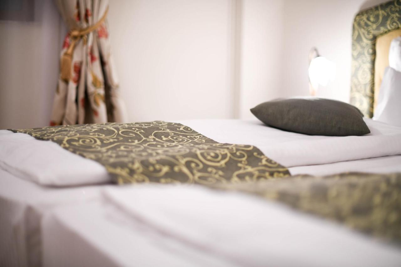 كلوج-نابوكا Cabrio Apart Hotel المظهر الخارجي الصورة